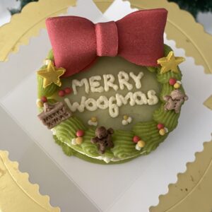 Mini WOOFmas Cake